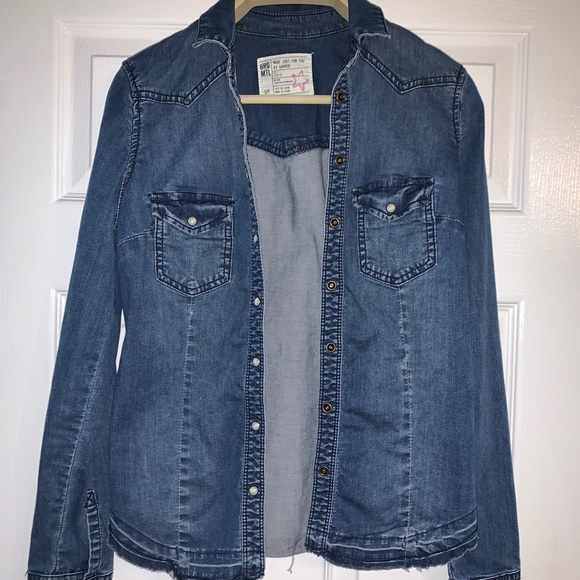 Garage Jean Button Up - Picture 1 of 1